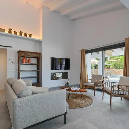 Villa Toscal *